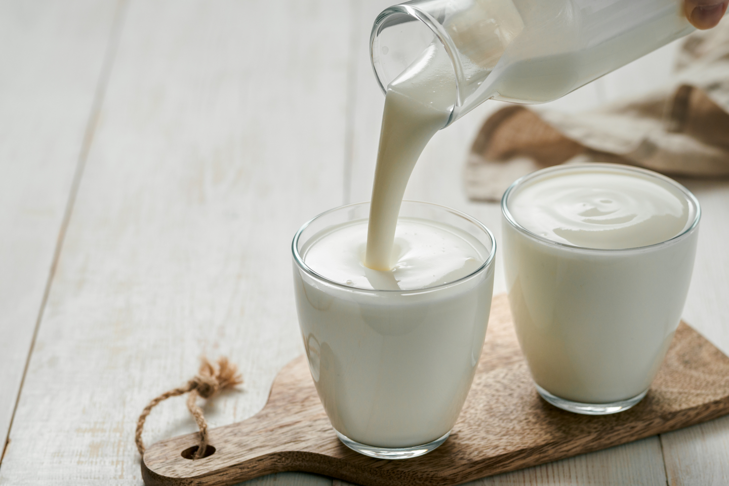Navigating Cultured Foods: Kefir, Yoghurt, and Skyr Unveiled